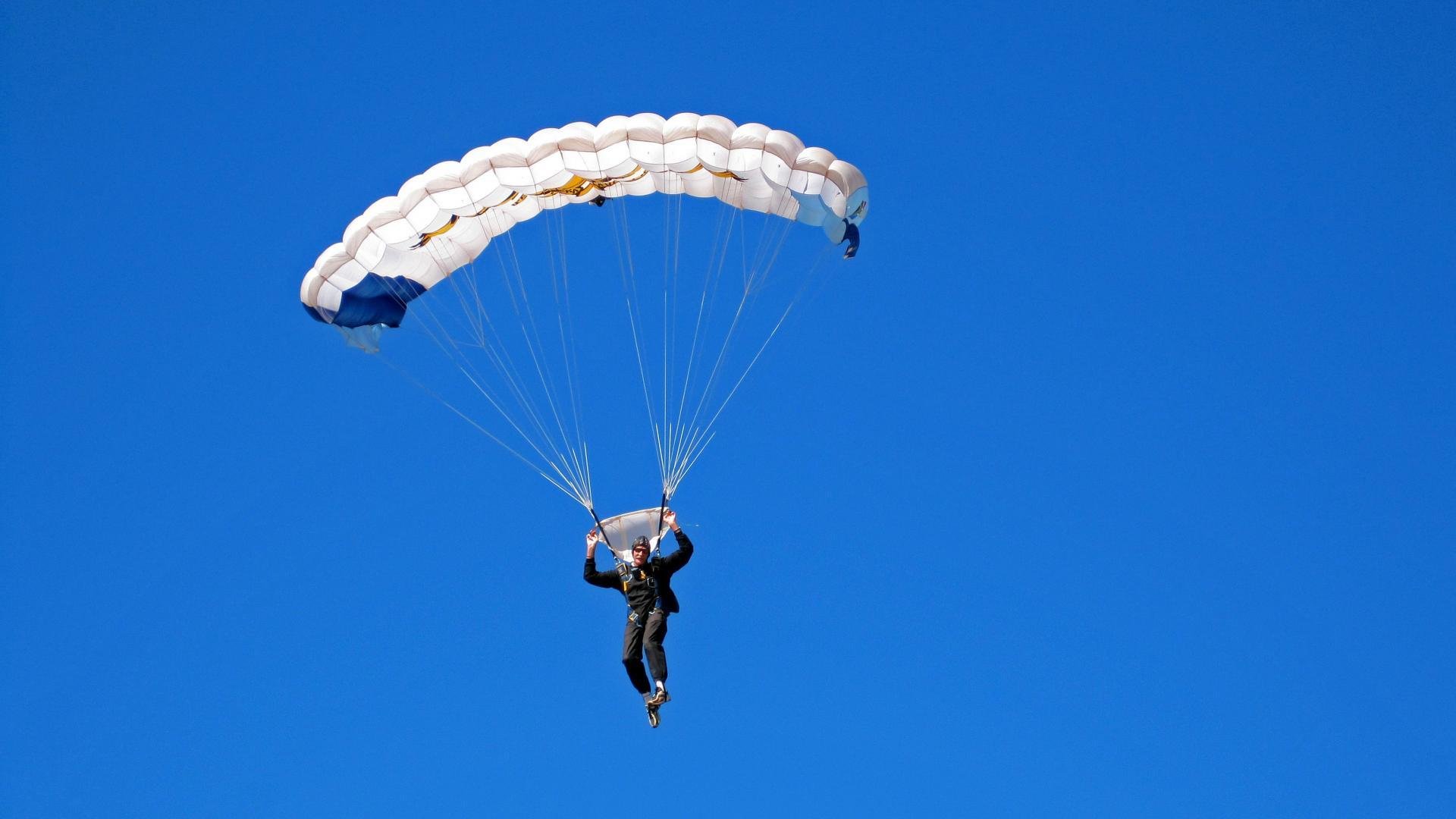 “尼古拉斯·桑特基的攻守平衡，为阿根廷美洲狮队注入新活力”